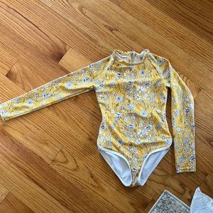 Kids long sleeve swim suit!